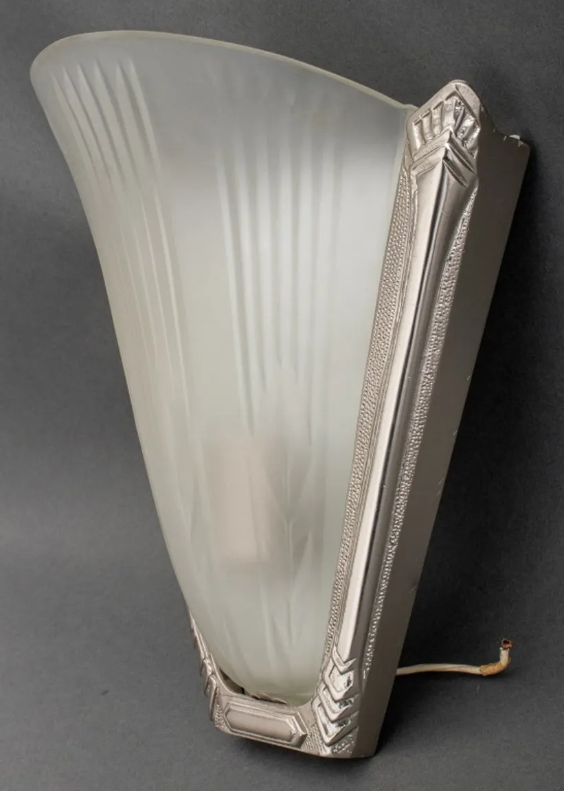 Art Deco Frosted Glass Perearo Italy Sconce