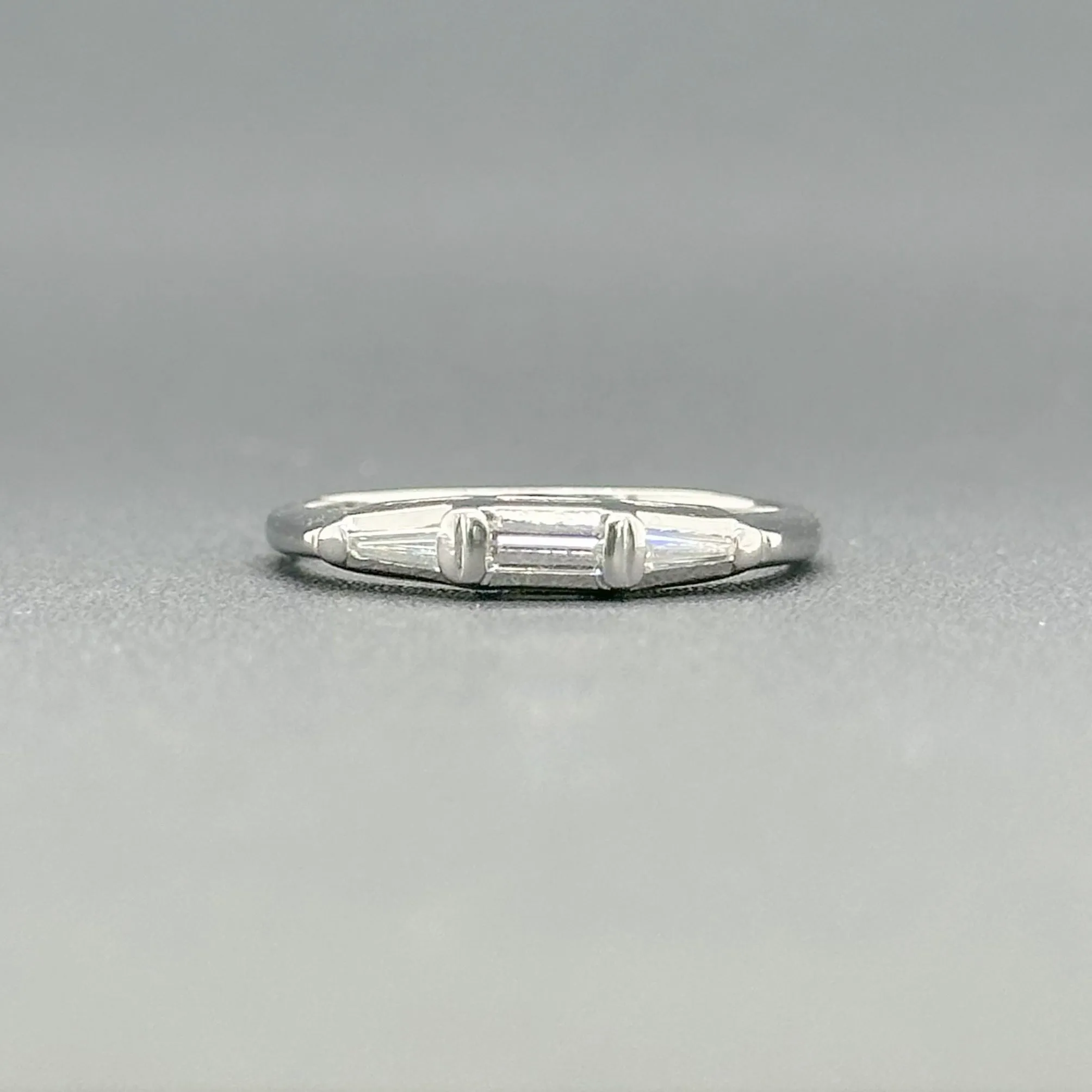 Estate Platinum 0.15ctw G-H/VS1 Diamond Ring