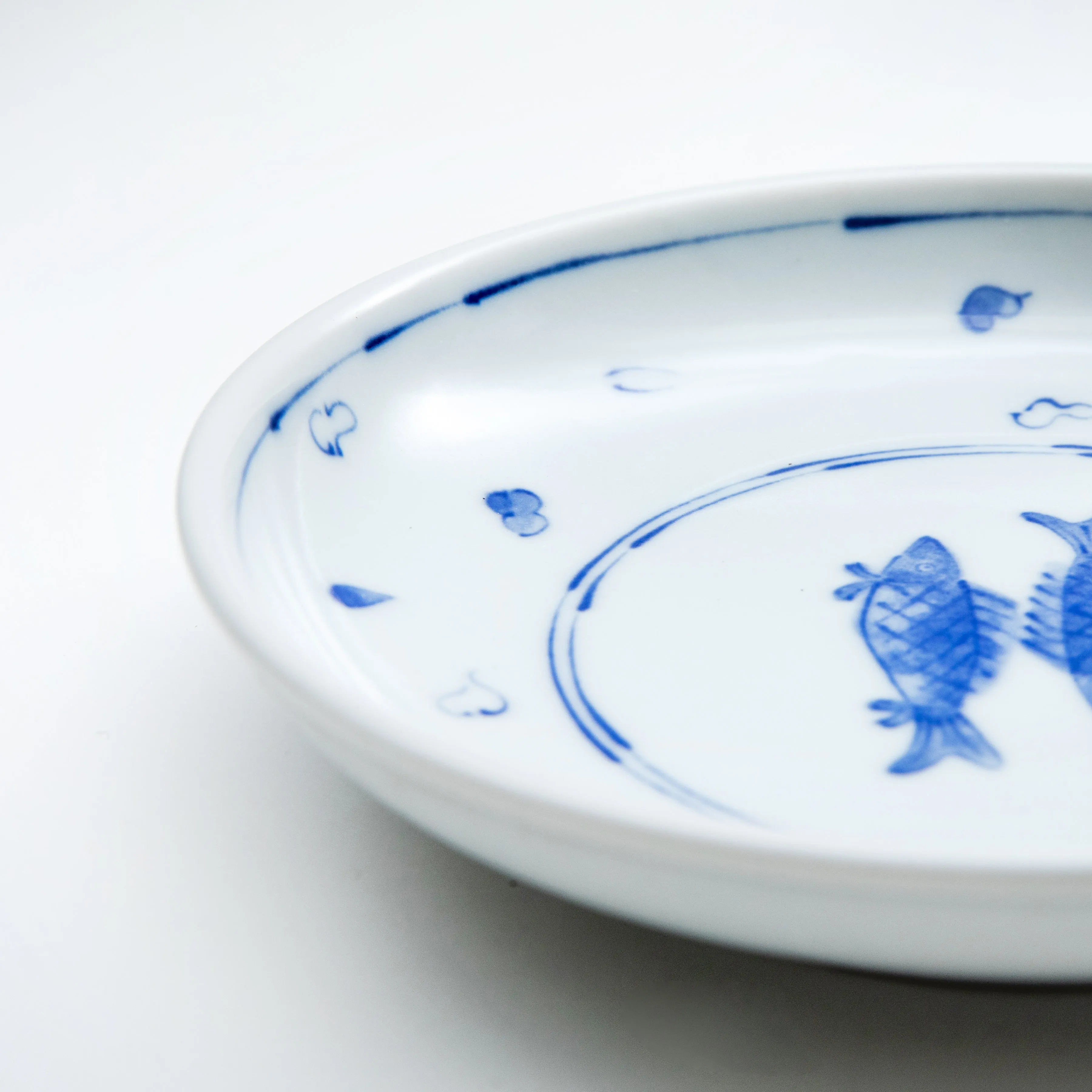 Beautiful Japanese Ceramic Porcelain Plate Featuring Two Fish