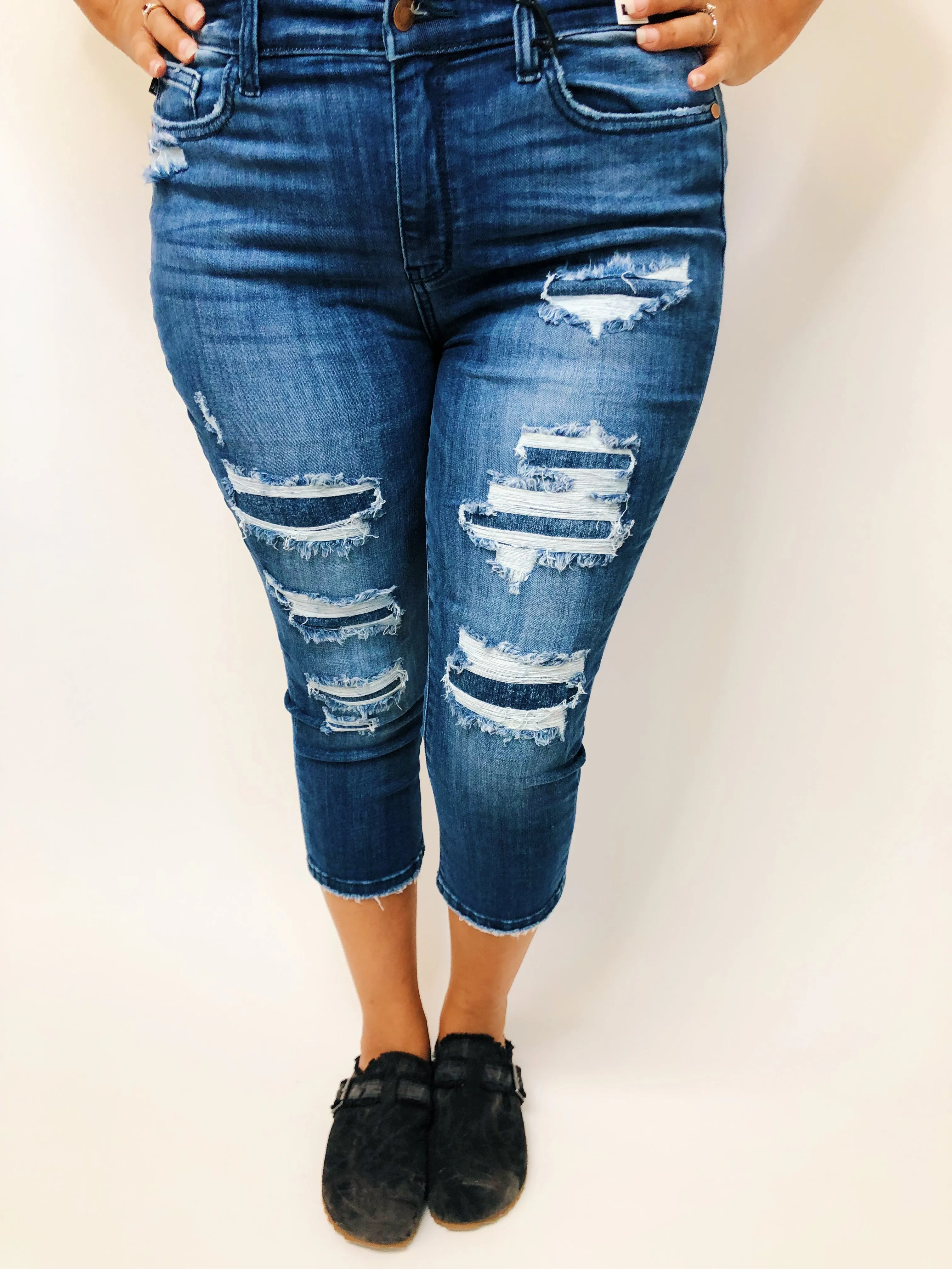 #K552 Feeling Myself In Contrast Patch Judy Blue Skinny Capri