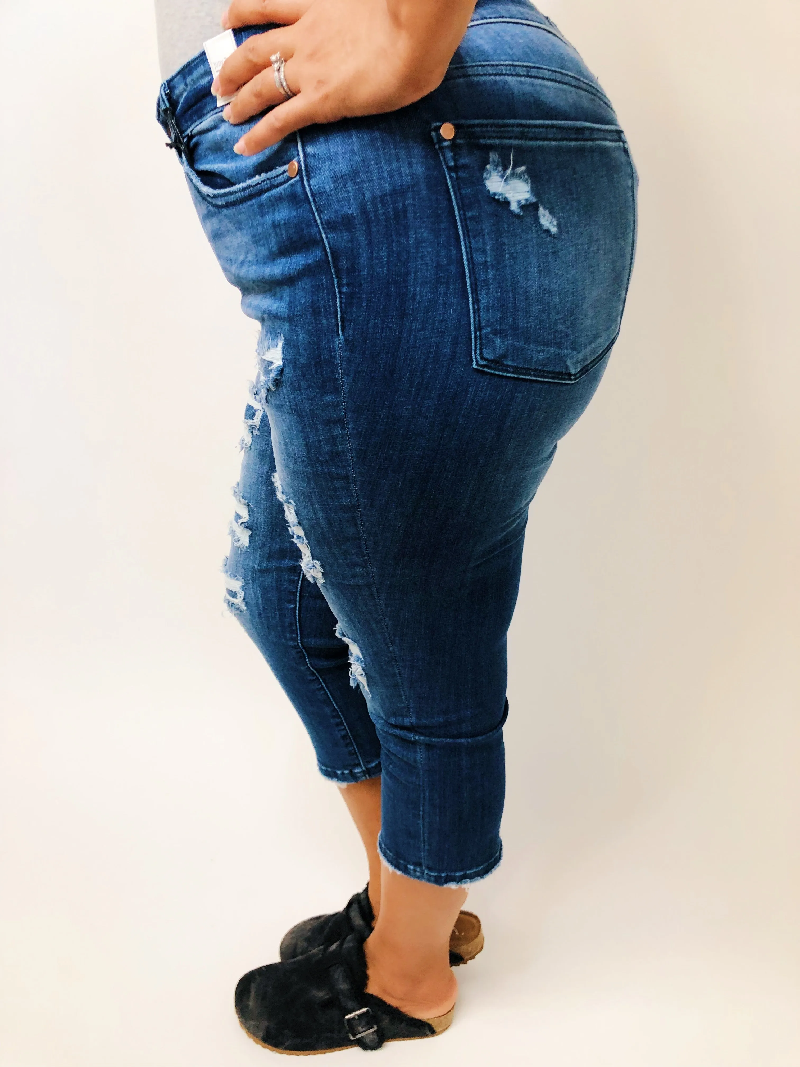 #K552 Feeling Myself In Contrast Patch Judy Blue Skinny Capri