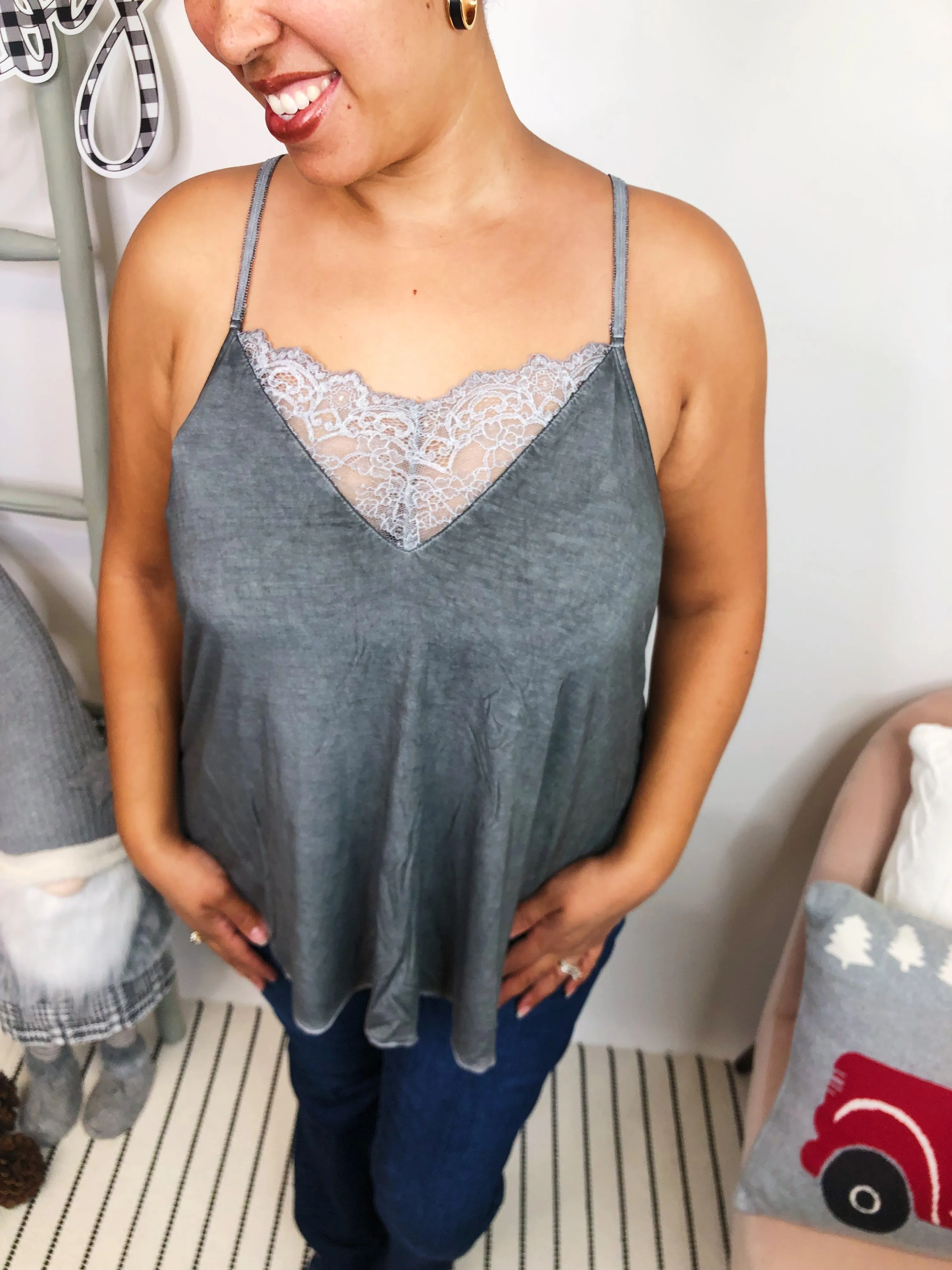 #L285 Secrets Of The Lace POL Top (Charcoal)