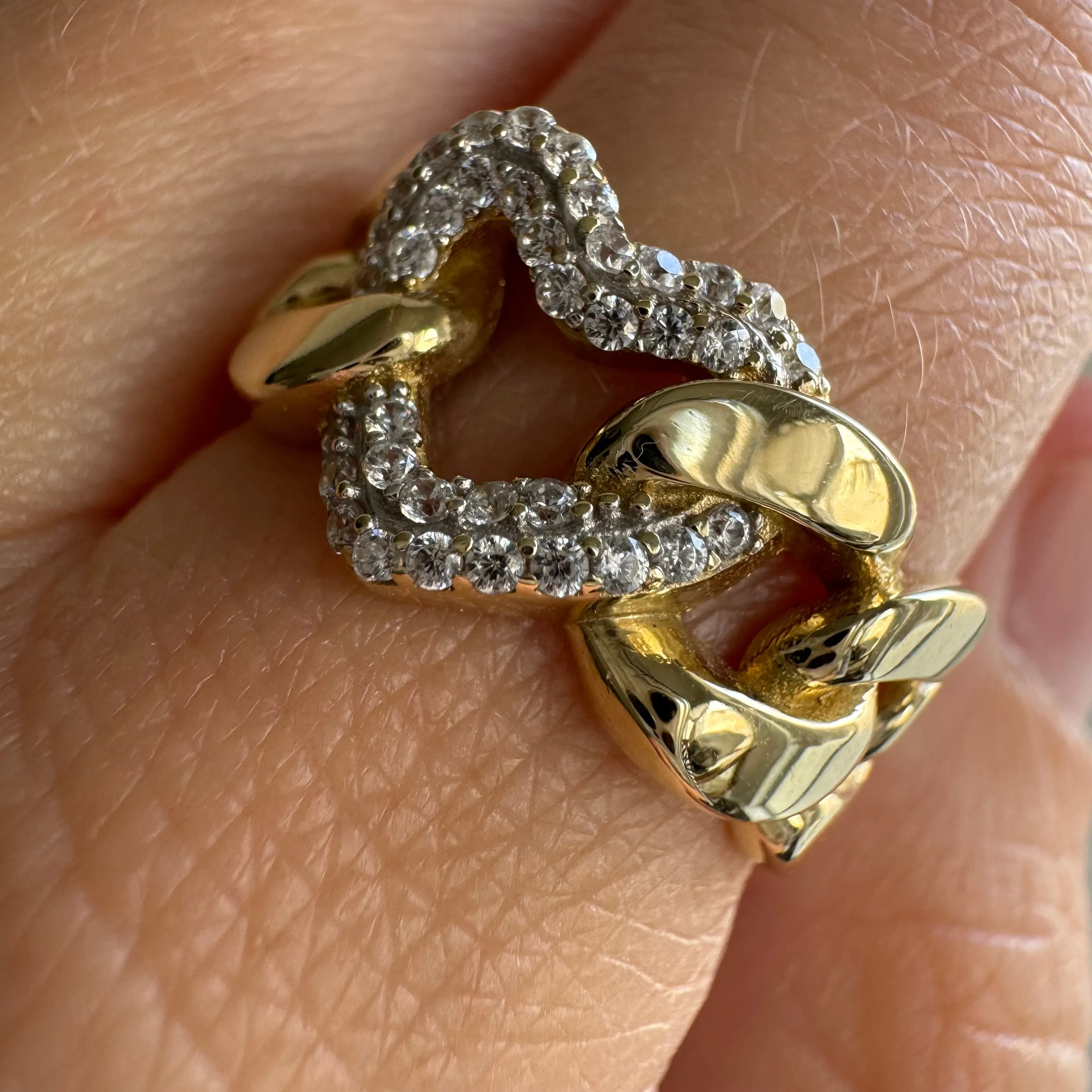 P R E - L O V E D // linked up love / 14k yellow gold and pave diamond heart and curb chain style ring / size 7.75