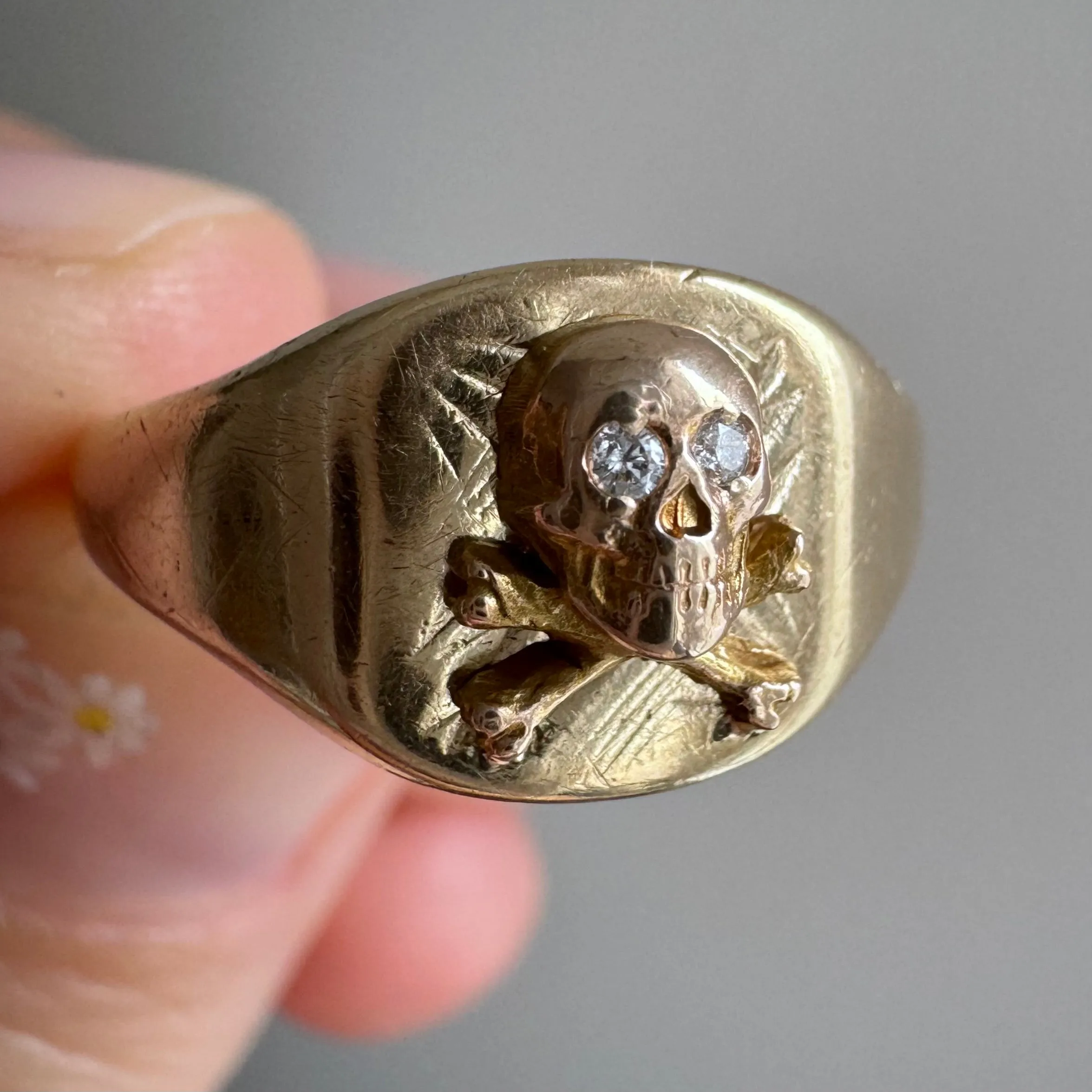 reimagined V I N T A G E // memento mori collage / 9k and 10k yellow gold signet skull ring / size 6.5