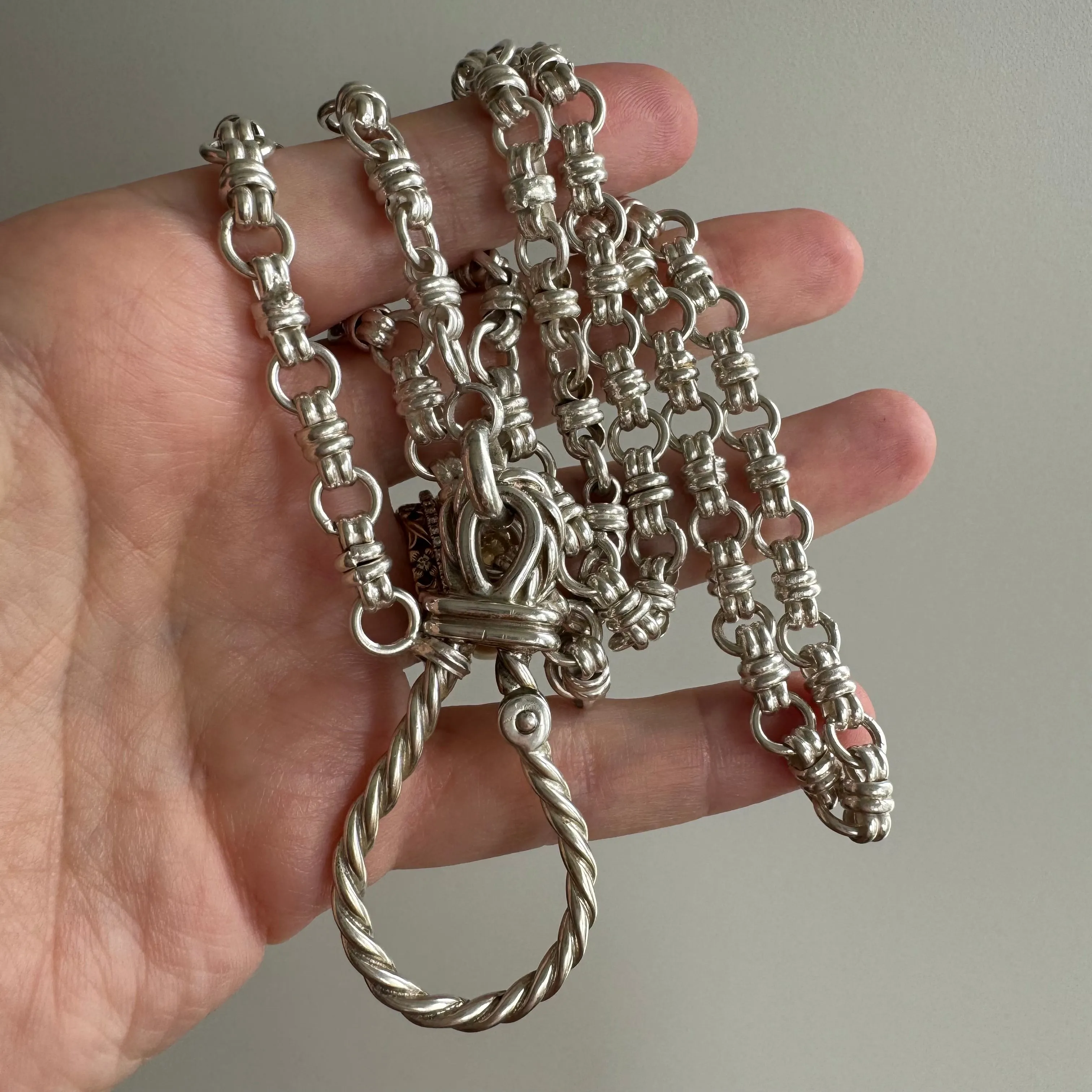 reimagined V I N T A G E // twisted connector / sterling silver fancy link chain with twisted carabiner pendant holder / ~26, 45g