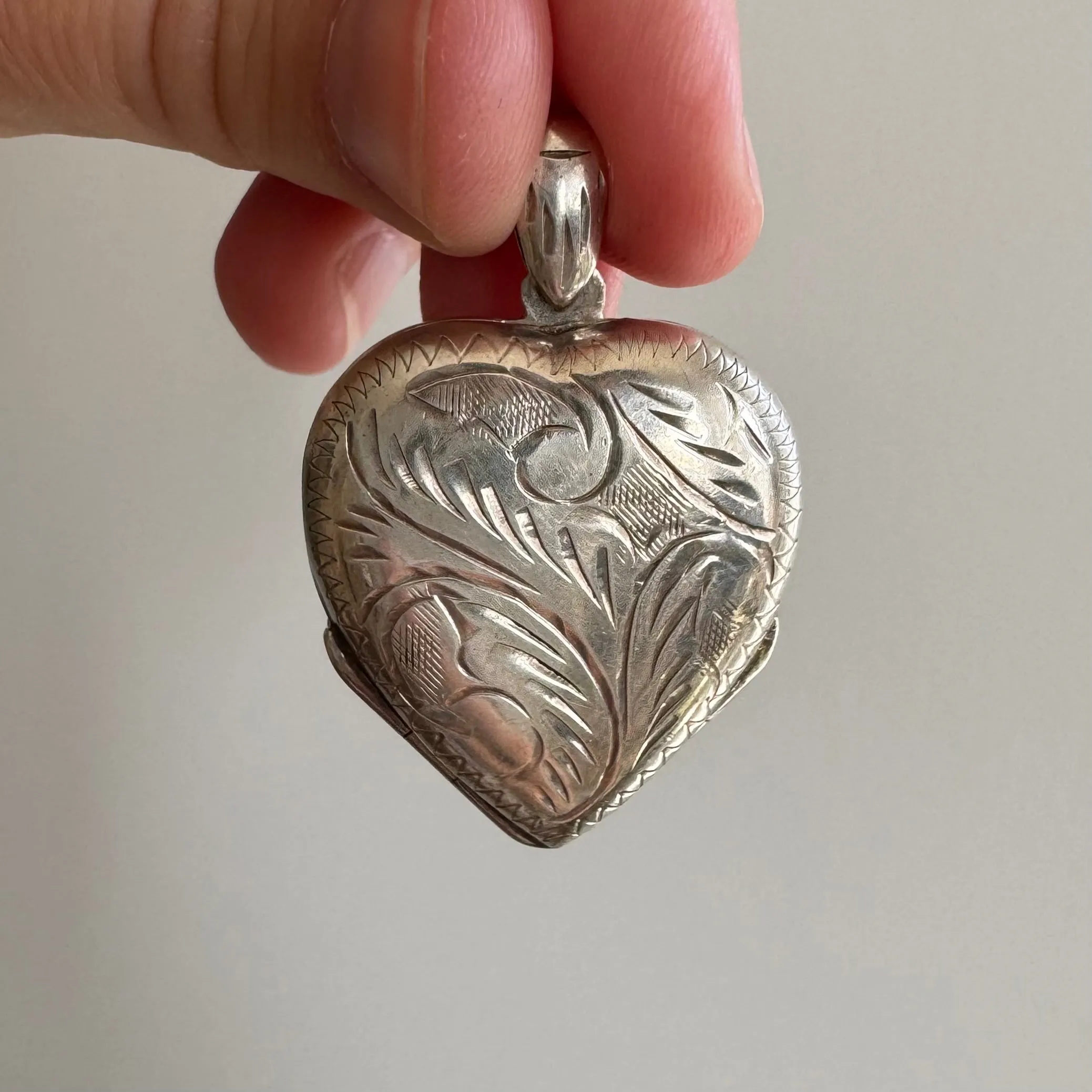 V I N T A G E // folded heart / sterling silver folded heart locket / a pendant