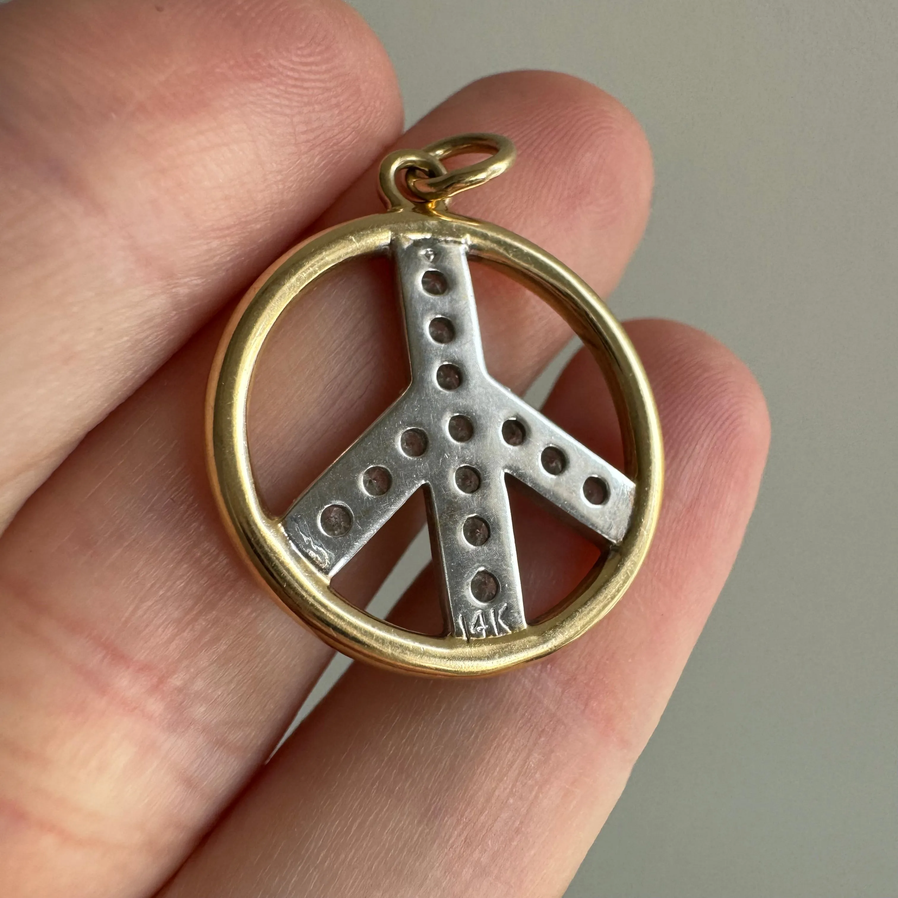 V I N T A G E // give peace a chance / 14k yellow and white gold with diamonds / peace sign pendant