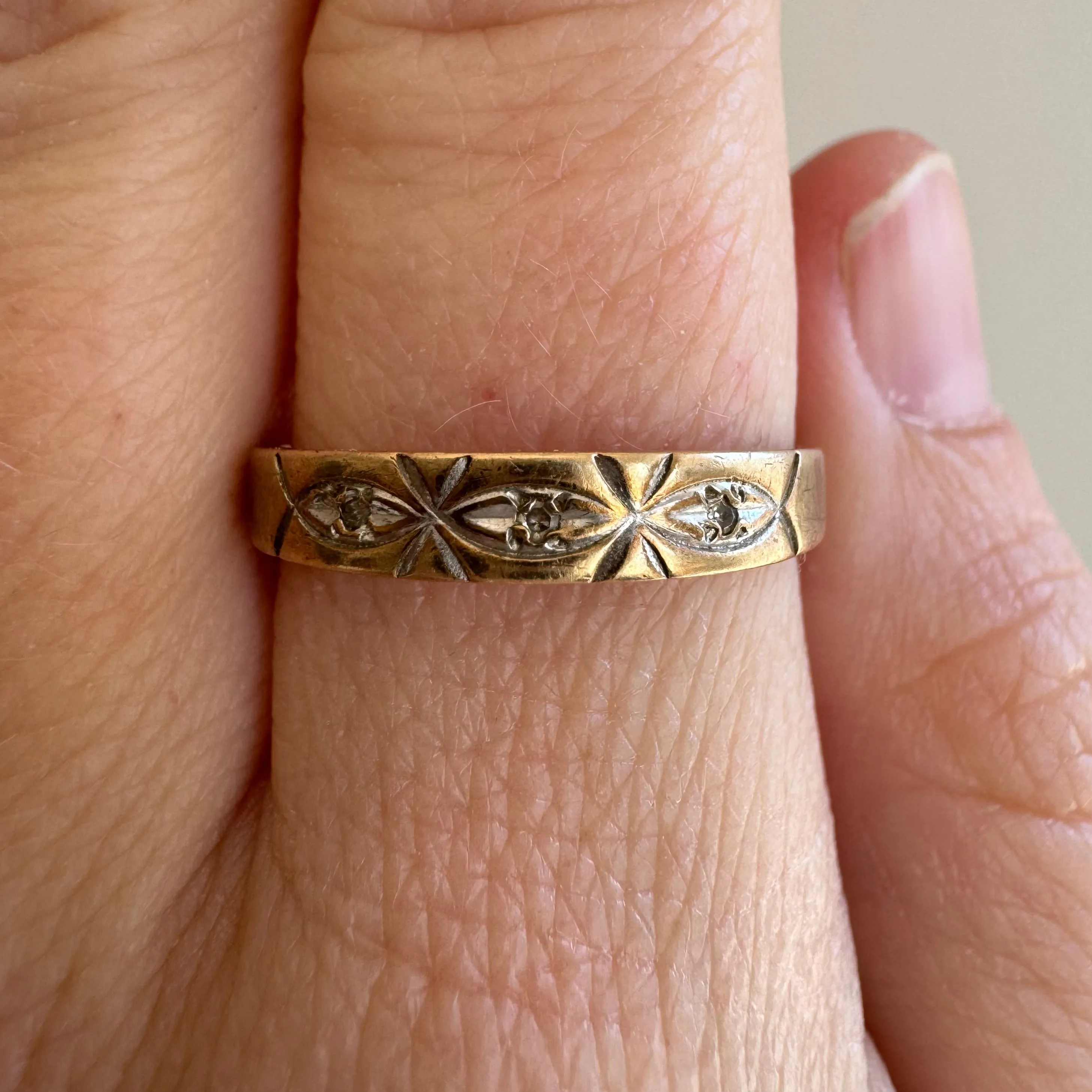 V I N T A G E // sacred eyes / 10k yellow gold and diamond half eternity band / size 8.25